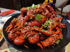 -巴厘龙虾·榜首油焖大虾(音乐学院·沿江酒馆店)