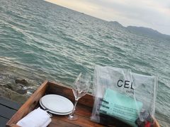 -Sunset Bar(丹绒亚路香格里拉店)