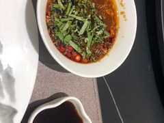 -鼎泰亨·海鲜牛肉餐厅(滨江店)