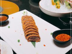 -铜锣湾·有麝自然香(渝北财富中心店)