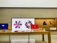 -Apple零售店(玄武湖店)