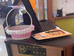 -菲滋意式休闲餐厅(北仑银泰城店)