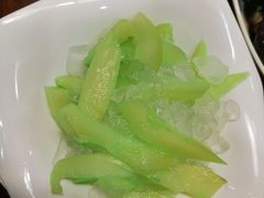 -超越炭火牛蛙火锅鸡(河东店)
