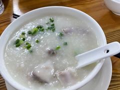 粉肠鱼片粥-河记肠粉店