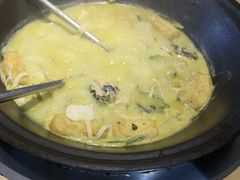 -陈大锅·岳阳鱼馆·地道岳阳菜(美食街店)