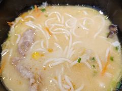 -阿香米线(深业上城店)