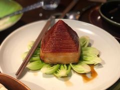 金牌扣肉-湖滨28中餐厅·西湖宴·杭州君悦酒店