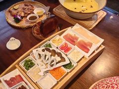 -芸南道·过桥米线(昆明老街旗舰店)