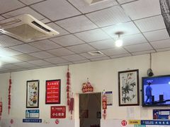 大堂-米二红烧兔(华阳店)