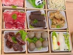 -大熊猫毛肚火锅(烟台万象汇店)