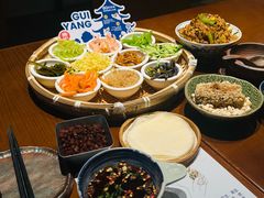 -包整·丝娃娃(一览甲秀楼风景店)