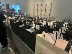 -喜茶(深圳万象城黑金店)