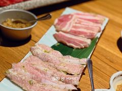 黑毛猪两种拼盘-炼火烤肉店