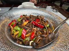 -蔼若春.传承三十年云南菜(金碧公园店)