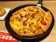 -必胜客(新中纬店)