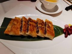 红豆饼-闻见中国海南菜(K11店)
