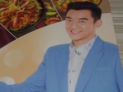 -必胜客(证大大拇指店)