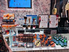-VENCHI 闻绮(上海佛罗伦萨小镇店)