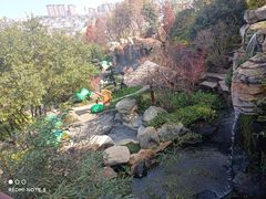 -七彩云南古滇温泉山庄