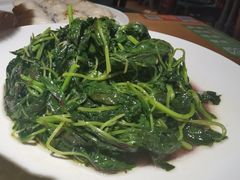 -吴越荣记苏州菜·松鼠桂鱼100%活鱼现做(斜塘老街店)