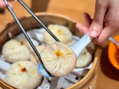 纯蟹黄小笼包-屋有鲜