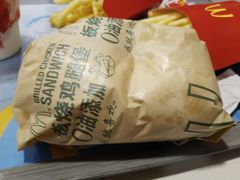 -麦当劳(哈西万达店)