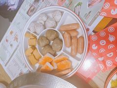 -彤德莱火锅(商圣嘉源店)