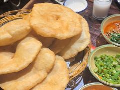 -蓝田九大碗民俗食府(蓝田店)