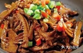 Bamboo Shoot Stewed Chicken