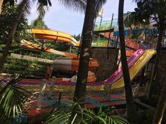 -三亚湾海居铂尔曼度假酒店