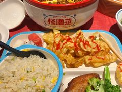 -怪噜范·老贵阳街头名小吃(数博万达店)