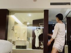 -广州白云机场雅高铂尔曼大酒店