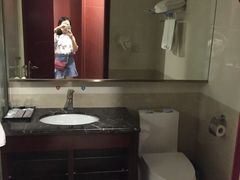 -紫东瑞亨酒店(牛市口地铁站店)