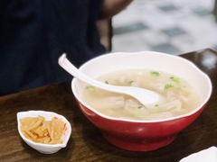 老鸡汤手工馄饨-肥叔锅贴(上沙路店)