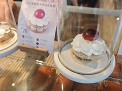 -VERIE BAKEHOUSE
