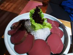 鸭血-洪氏嗨捞·广东猪肚鸡·椰子鸡火锅(西咸万象城店)