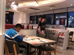 大堂-必胜客(大观天地店)