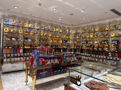 -VENCHI 闻绮(北京国贸商城店)