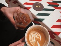 -Line 咖啡(石厦花园店)