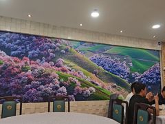 -汗腾格里·风味餐厅(新疆驻京办店)