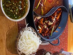 -赵美丽·重庆社区火锅·直营店(火车东站·中豪国际店)