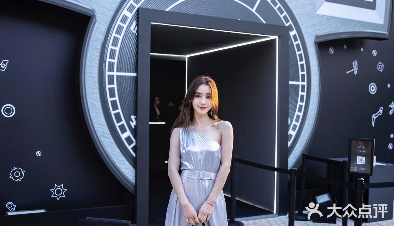 时转光回 昼夜交替|朗格『时·光』机械之境传奇登沪