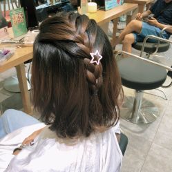 点击看大图 -艾米莉 烫染沙龙