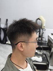 -YESIDO椰岛造型烫发染发