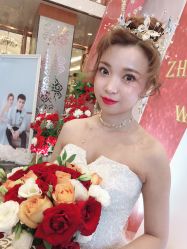 -艾米丽婚纱礼服