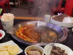 -大龙辣火锅·龙虾·烧烤(湖滨新天地店)