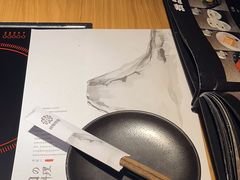 -枝魯枝魯自助料理