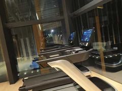 -漠浔MOTION健身(虹桥国际展汇店)