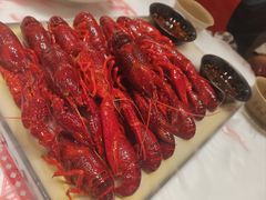 -肥肥虾庄·金牌油焖大虾(汉口城市广场店)