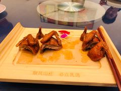 -顺风山庄(水濂山店)